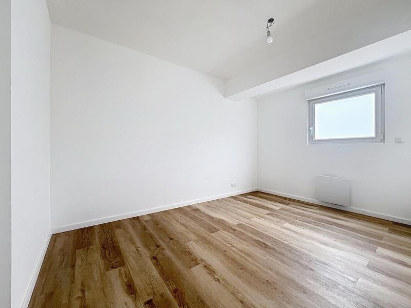 Appartement - 85 m² - 5 pièces