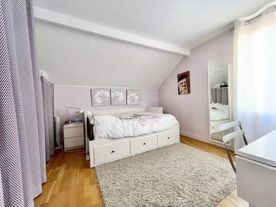 Maison - 141 m² - 5 pièces