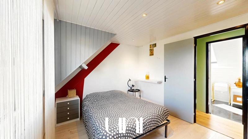 Maison - 135 m² - 7 pièces