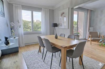 Appartement - 103 m² - 5 pièces