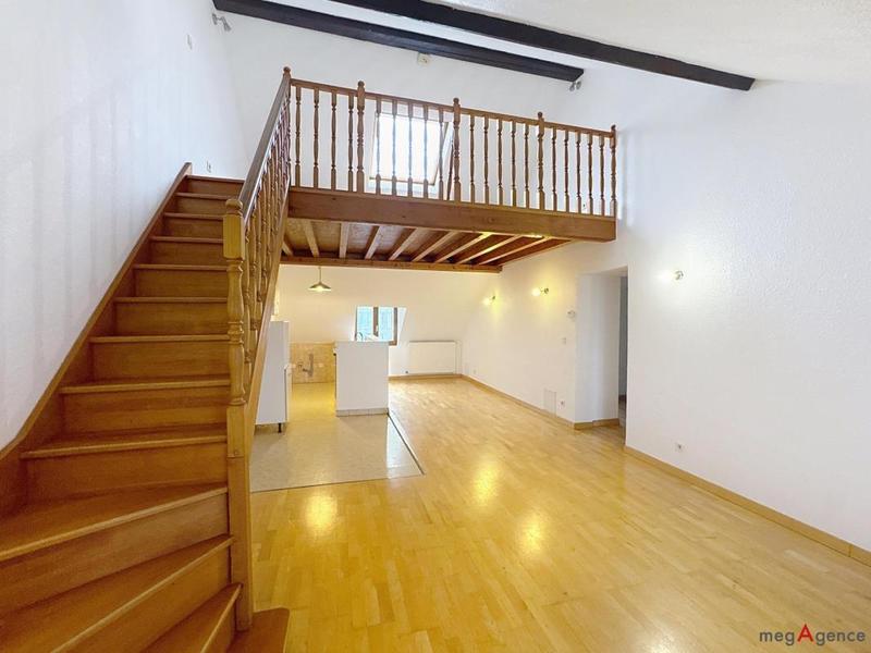 Appartement - 110 m² - 5 pièces