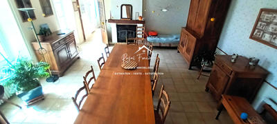 Maison ancienne - 239 m² - 10 pièces