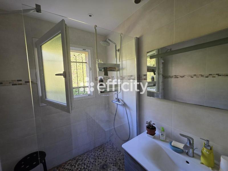 Maison - 97 m² - 4 pièces