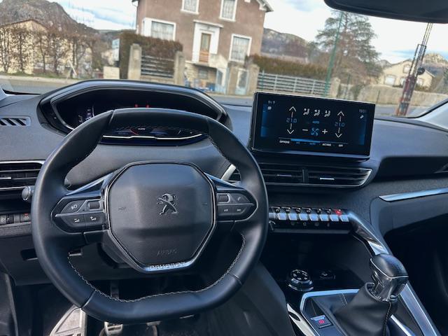 Peugeot 3008 II 2016 1.5 Bluehdi s&amp;S - 130 Roadtrip