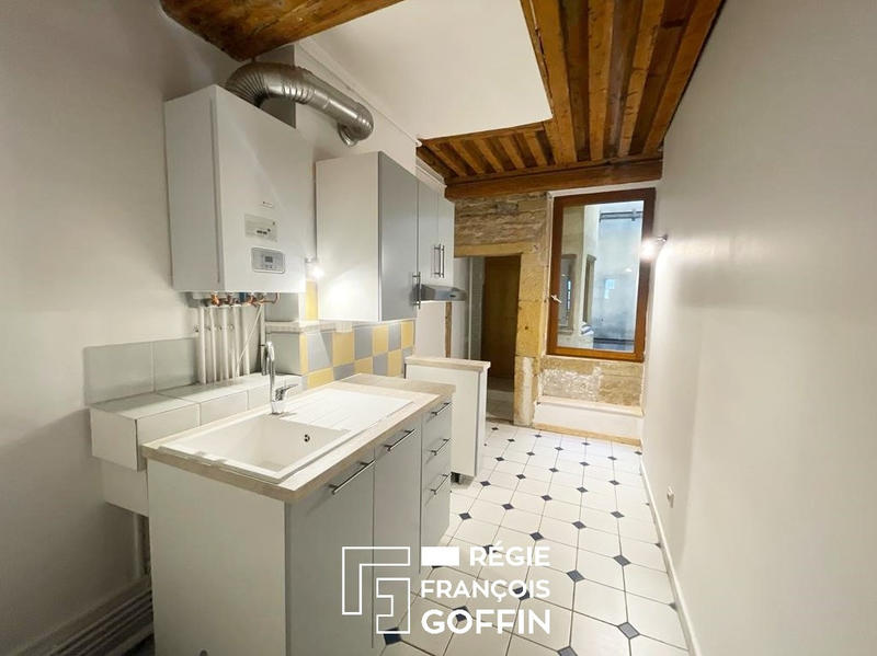 Appartement - 74 m² - 2 pièces