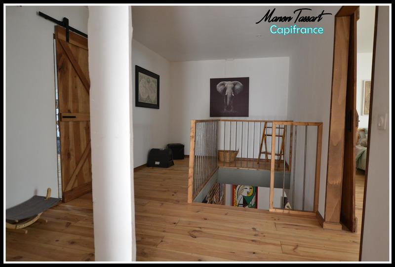 Maison - 220 m² - 4 pièces