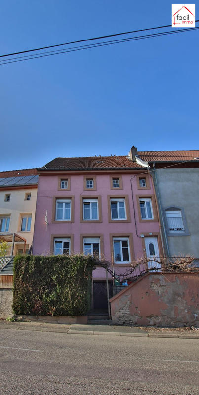 Maison - 135 m² - 3 pièces