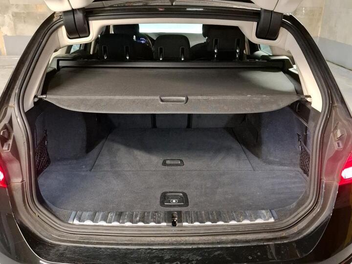 Bmw 318 (G21) Touring 318d 150 Business Design Bva8