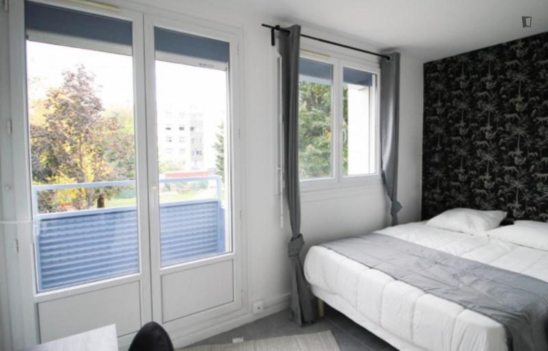 Chambre - 12 m² - 4 pièces