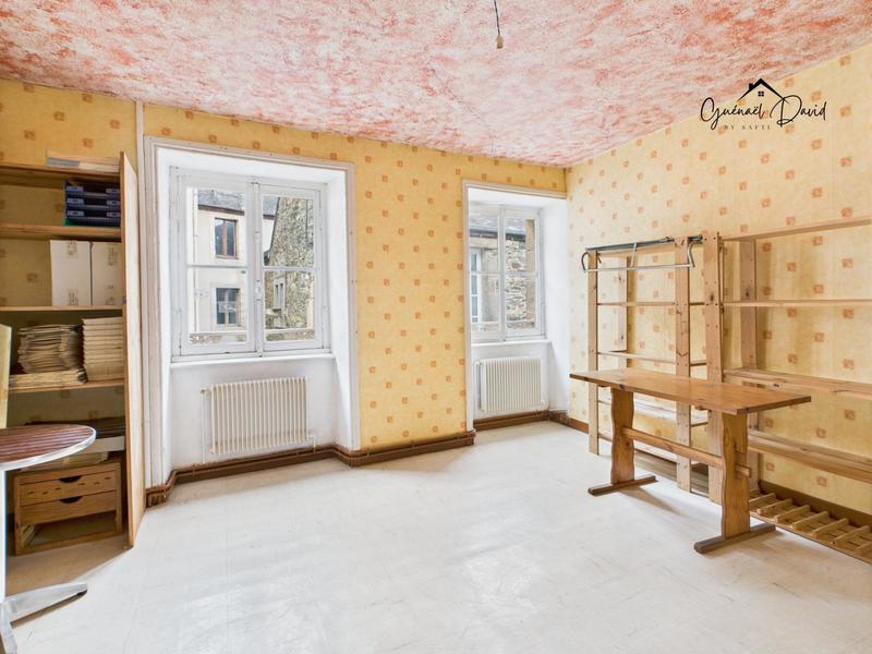 Local commercial - 155 m² - 5 pièces