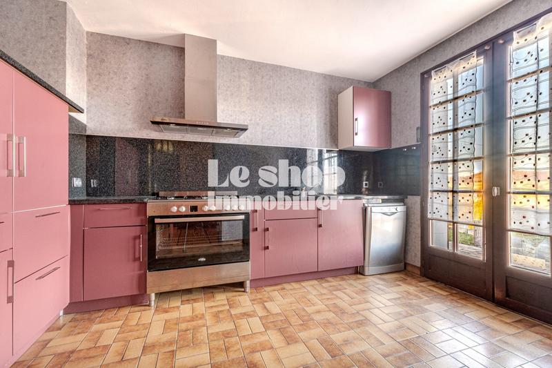 Maison - 140 m² - 6 pièces