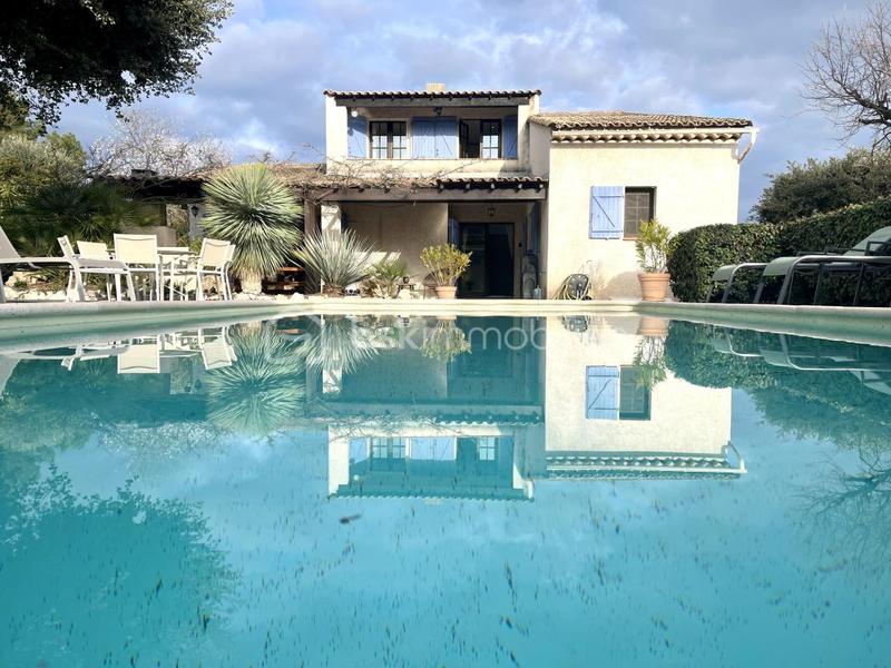 Villa - 133 m² - 5 pièces