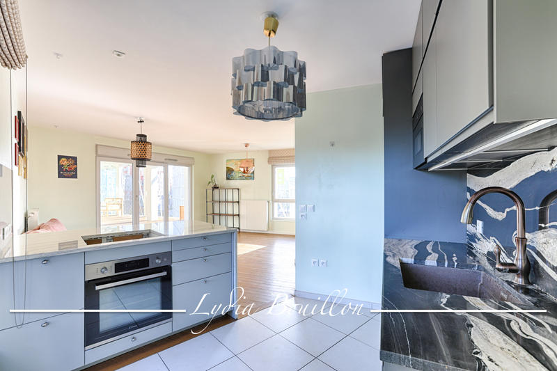 Appartement - 84 m² - 3 pièces