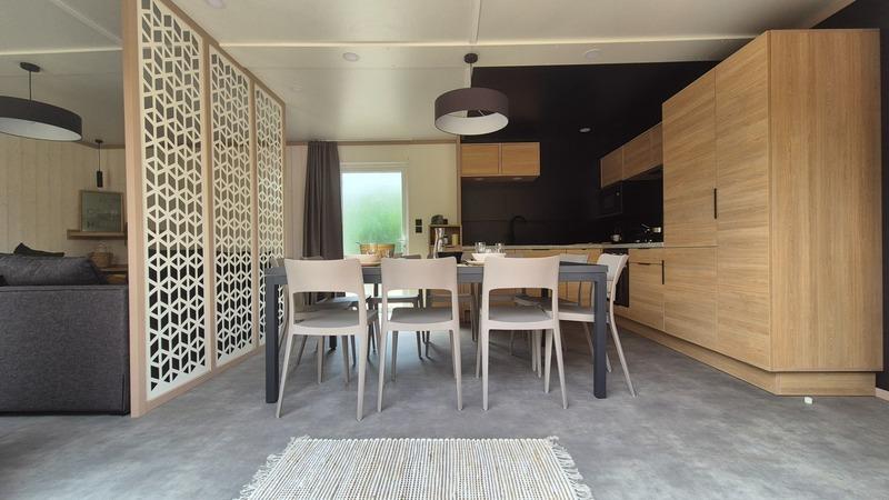 Mobil-home - 110 m² - 7 pièces