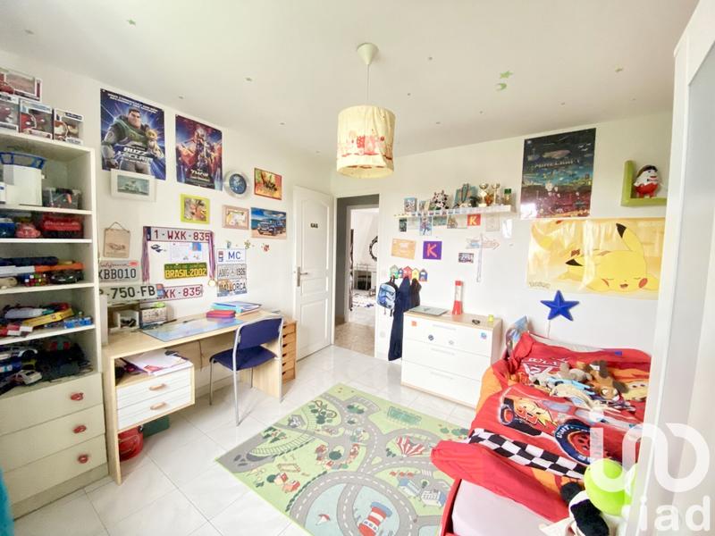 Maison - 210 m² - 9 pièces