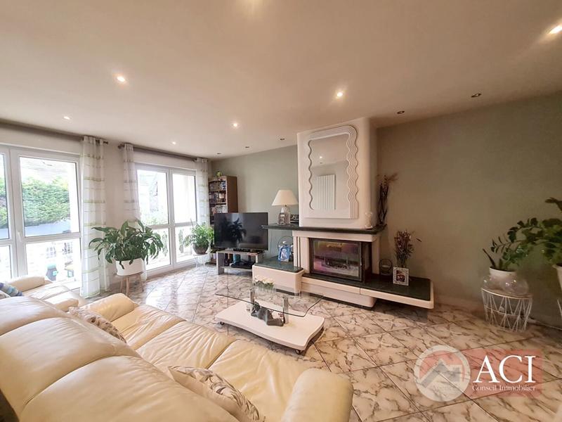 Maison - 160 m² - 7 pièces