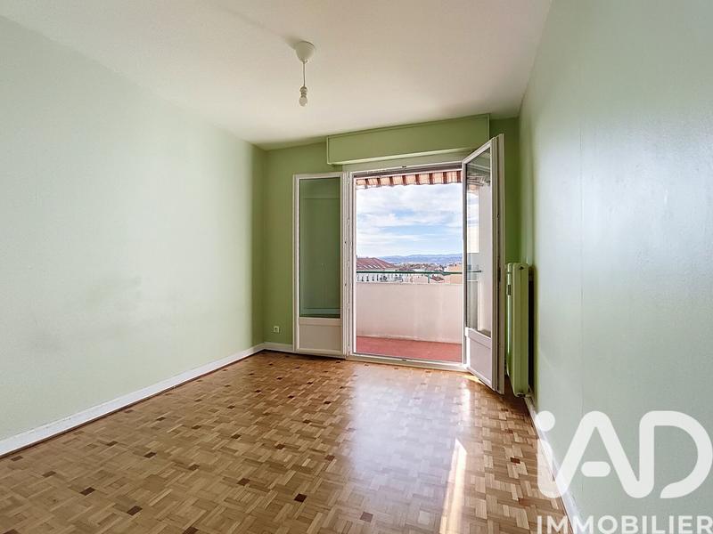 Appartement - 72 m² - 3 pièces