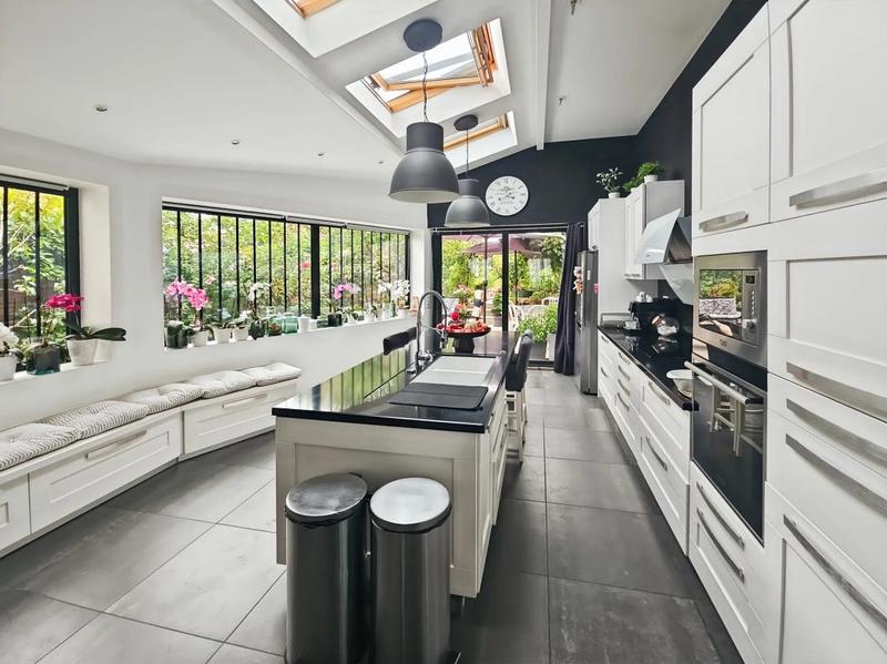 Maison - 120 m² - 4 pièces