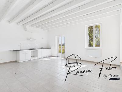 Maison - 162 m² - 9 pièces