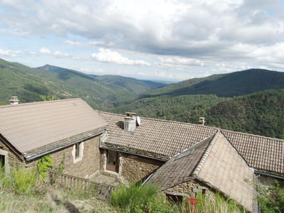 Mas - 300 m² - 15 pièces