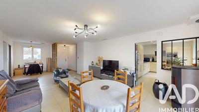 Maison - 108 m² - 4 pièces