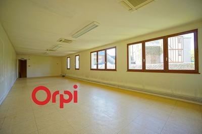 Local commercial - 235 m²