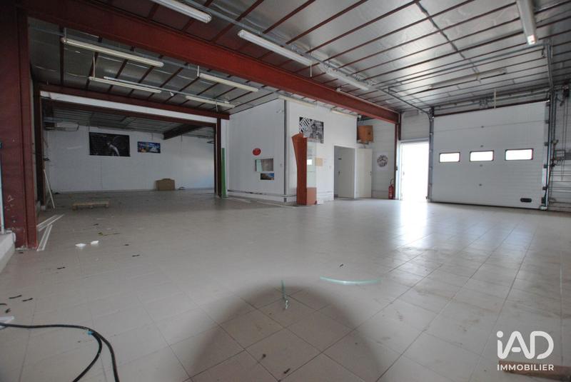Local commercial - 3 377 m²