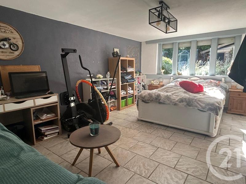 Maison - 139 m² - 6 pièces