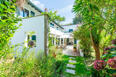 Maison - 209 m² - 6 pièces