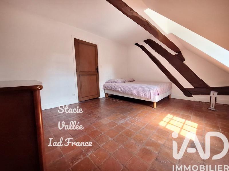 Maison - 201 m² - 9 pièces