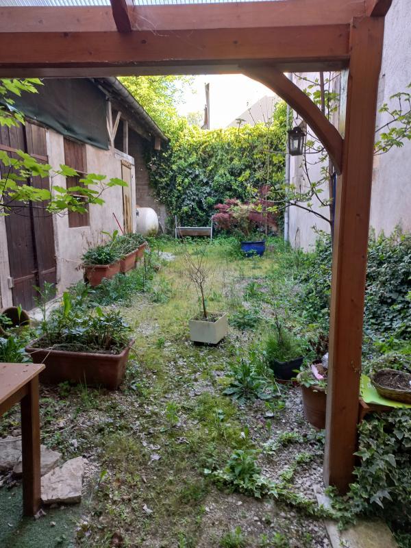 Appartement - 90 m² - 3 pièces