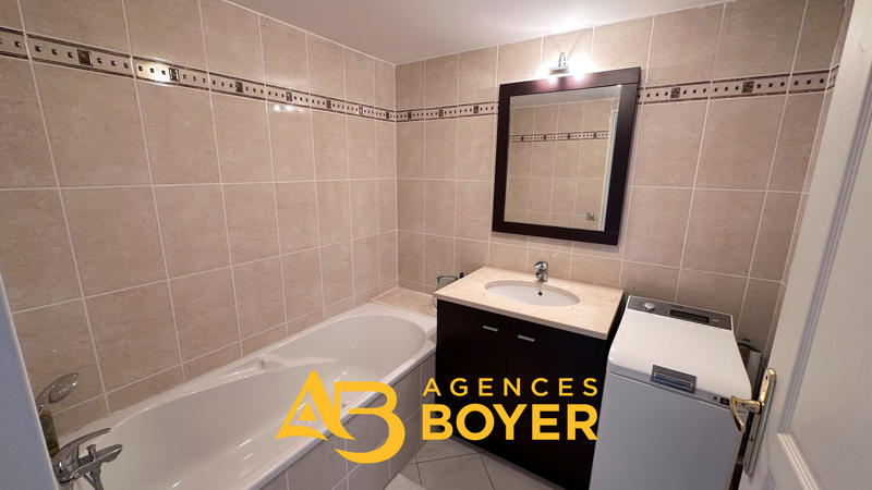 Appartement - 84 m² - 4 pièces