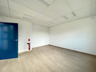 Bureau - 136 m² - 7 pièces