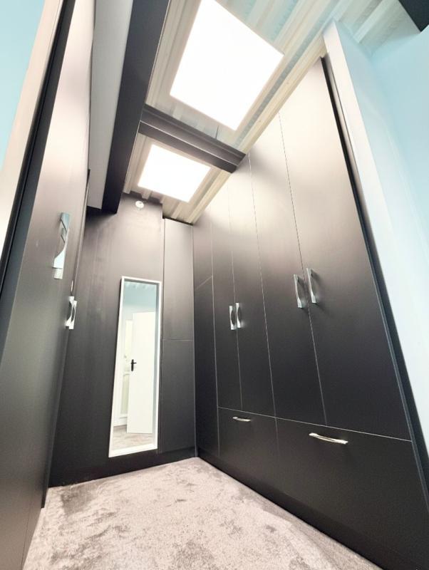 Maison - 224 m² - 8 pièces