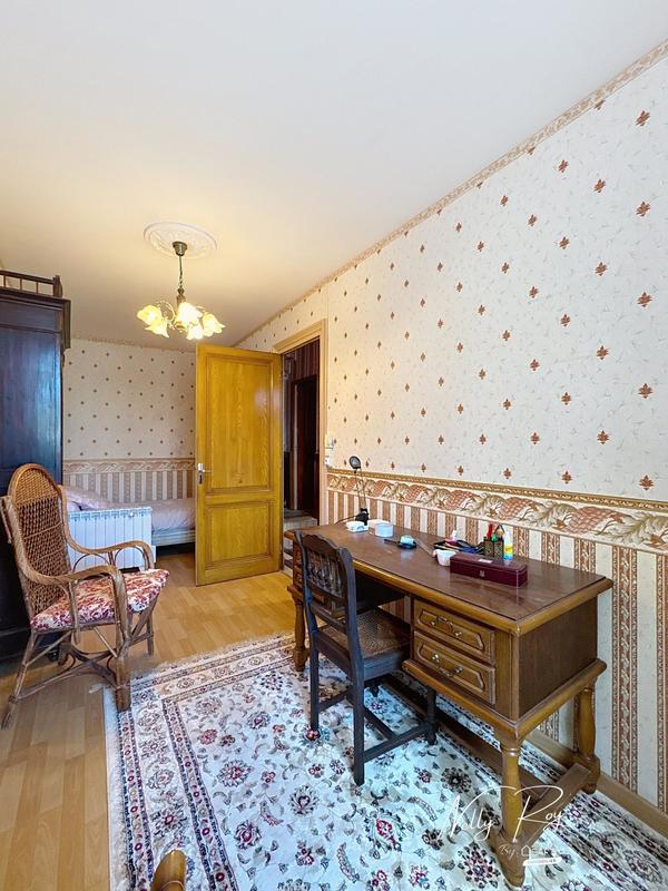 Maison - 140 m² - 5 pièces