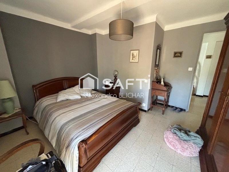 Maison - 104 m² - 4 pièces