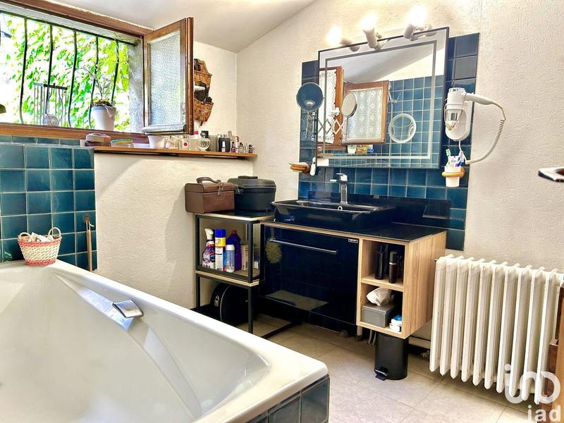 Maison - 215 m² - 7 pièces