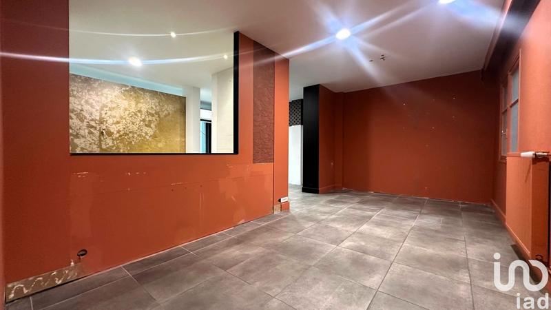 Local commercial - 111 m²