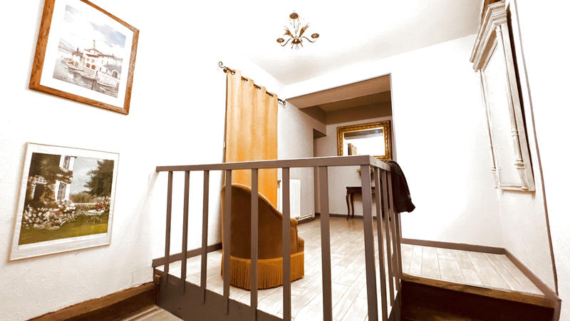 Maison - 189 m² - 6 pièces