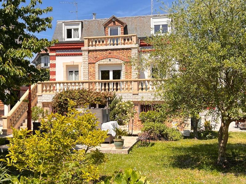 Maison - 130 m² - 5 pièces