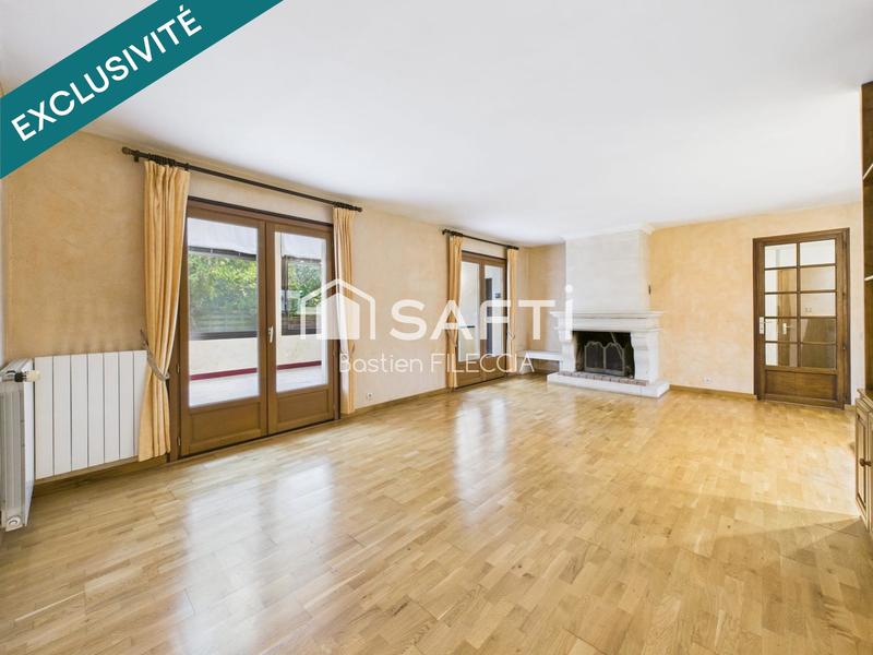 Maison - 174 m² - 6 pièces