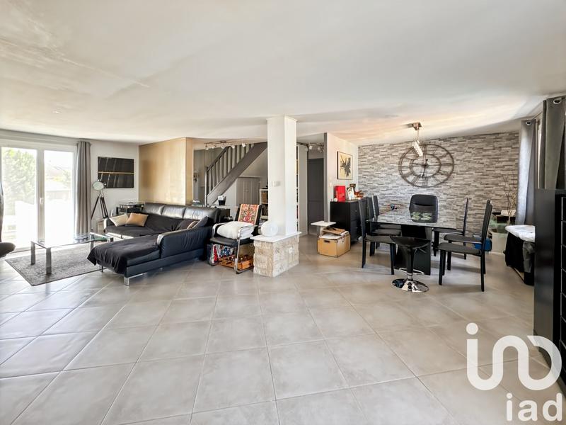 Maison - 122 m² - 6 pièces