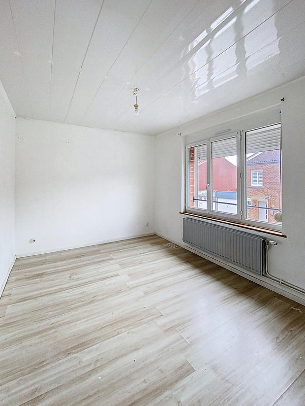 Maison - 82 m² - 5 pièces