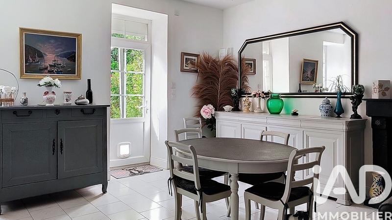 Maison - 159 m² - 6 pièces