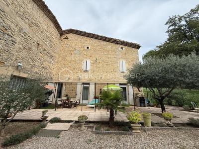 Maison ancienne - 104 m² - 4 pièces