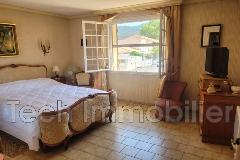 Villa - 137 m² - 5 pièces