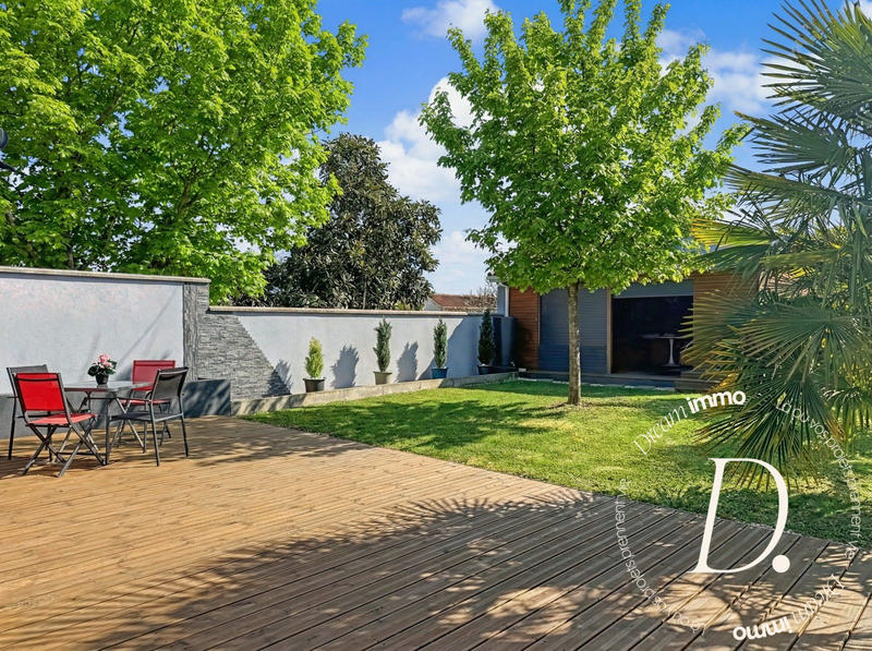 Maison - 108 m² - 4 pièces