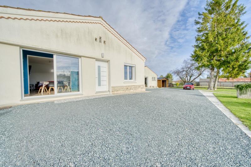 Maison - 95 m² - 3 pièces