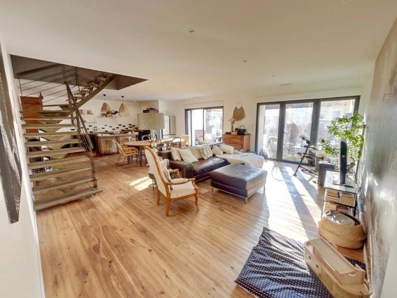 Maison de village - 169 m² - 7 pièces