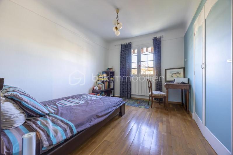 Maison - 183 m² - 5 pièces